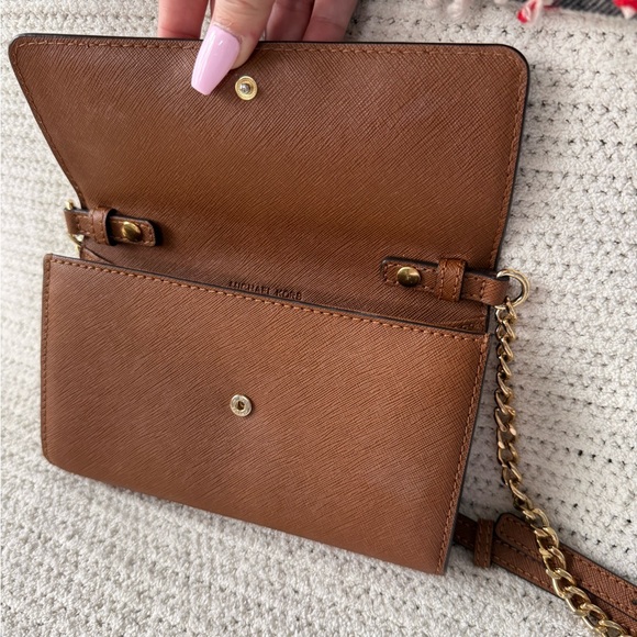 Michael Kors Brown Wallet on Chain Crossbody Bag with Gold Hardware - Picture 9 of 12